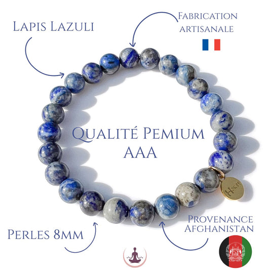 Bracelet en lapis-lazuli de qualité premium AAA, composé de perles naturelles de 8 mm, fabriqué artisanalement en France, avec des pierres provenant d’Afghanistan, symbole de sagesse et de confiance intérieure.