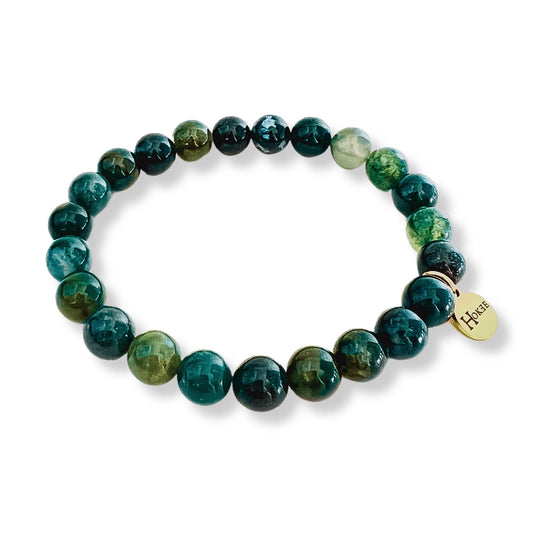 Bracelet en agate mousse naturelle 8 mm avec médaillon doré – Hokee Minéraux