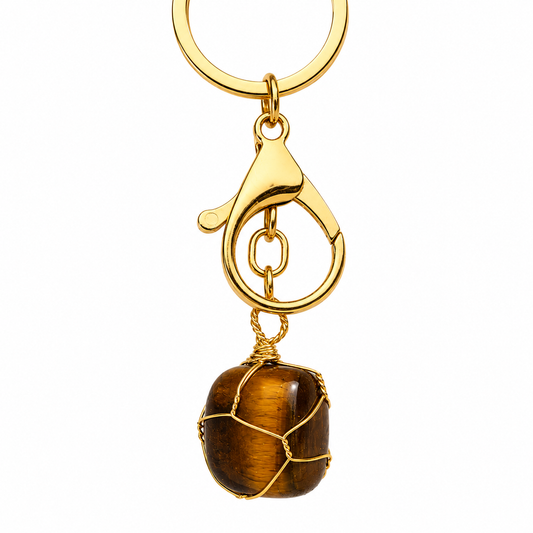 Porte-clés Œil de Tigre naturel Gold sur fond blanc, vue produit HOKEE
