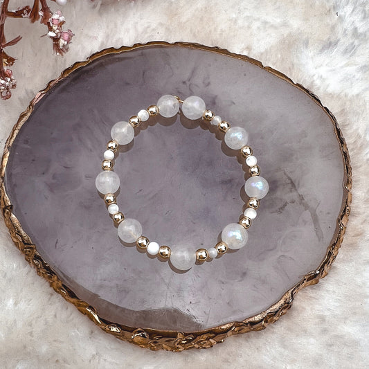 Anneau de bola avec perles de pierre de lune et nacre