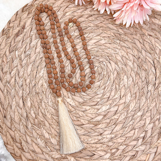 Mala de 108 perles de type Bodhi avec pompon beige