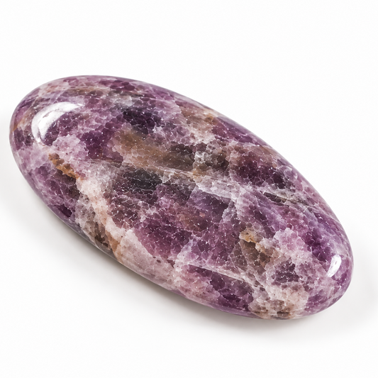 Galet de lépidolite micassée naturelle sur fond blanc – HOKEE Minéraux