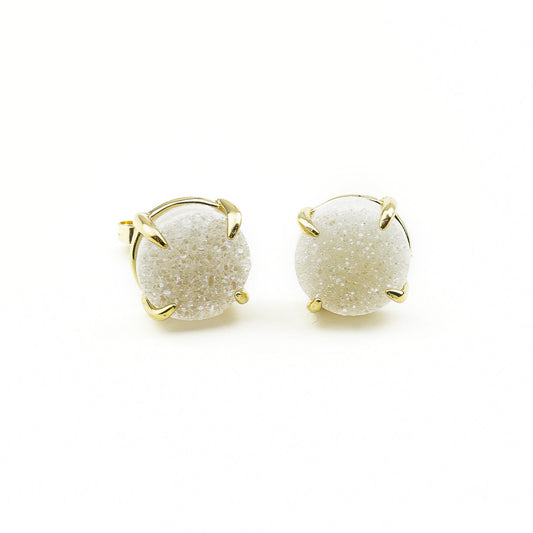 Boucles d’oreilles ALICE Blanc en agate blanche et finition dorée – Hokee Minéraux