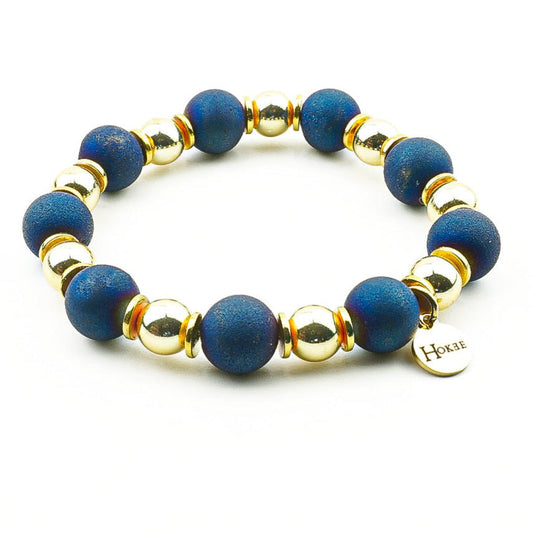 Bracelet QUEEN en agate teintée 10 mm avec détails dorés – Hokee Minéraux