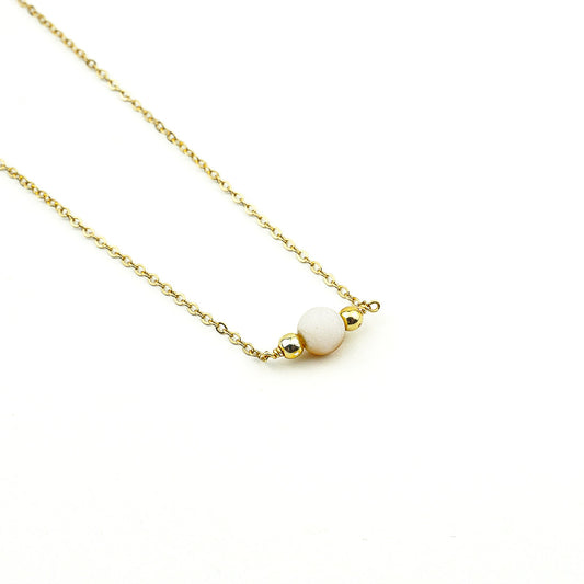 Collier ISIS Beige en agate naturelle avec chaîne finition gold