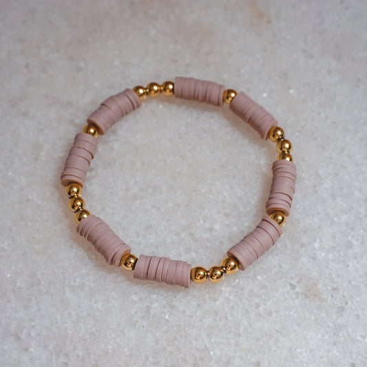 Bracelet AURA Taupe en perles heishi et détails dorés