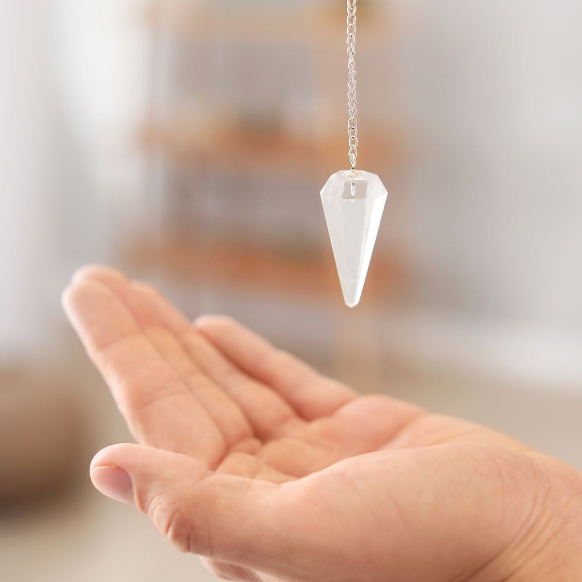 Pendule divinatoire en pierre naturelle HOKEE, univers minéral et radiesthésie