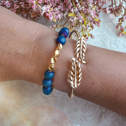 Vue secondaire du bracelet ISIS en agate teintée