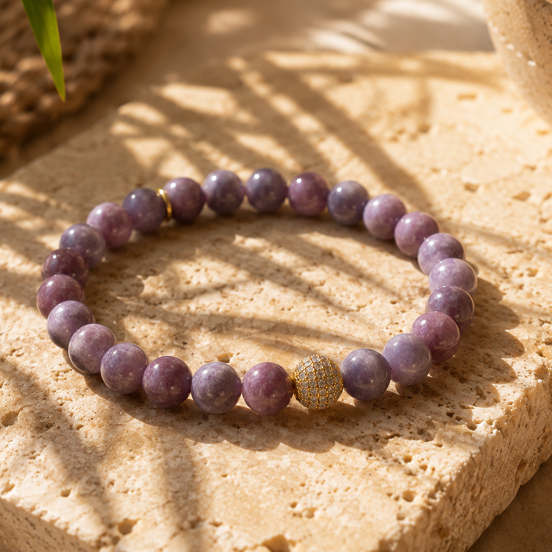 Bracelet CANOPÉE Lépidolite 8 mm sur travertin – lumière dorée Bali HOKEE Minéraux
